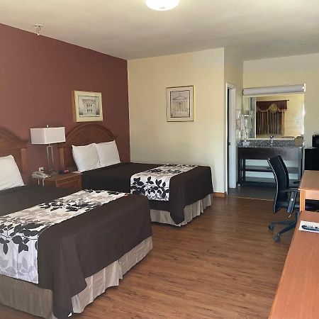 Relax Inn Dilley 외부 사진